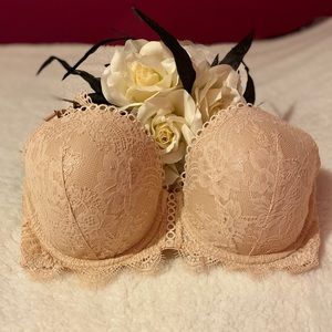 Victoria’s Secret Dream Angel Lined Demi Bra